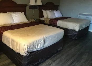 Falls Inn hotel thumbnail 6