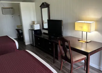 Colonial Inn Franklin hotel thumbnail 6