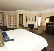 Le St-Martin Hotel & Suites Laval hotel detail image 3