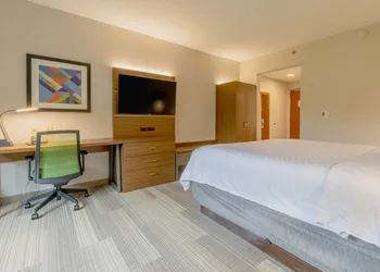 Holiday Inn Express Johnson City by IHG hotel thumbnail 4