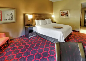 Hampton Inn Cookeville hotel thumbnail 7