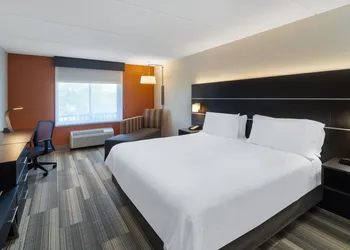 Holiday Inn Express Bluffton at Hilton Head Area by IHG hotel thumbnail 6
