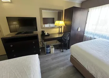 Quality Inn Saint-Jean-sur-Richelieu hotel thumbnail 5