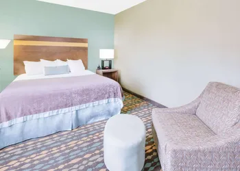 Wingate by Wyndham Bossier City, LA hotel thumbnail 6