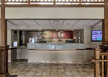 Blossom Hotel & Suites Traverse City hotel thumbnail 5