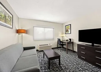 Best Western Bryan College Station hotel thumbnail 6