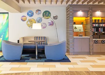 EVEN Hotel Norwalk by IHG hotel thumbnail 2