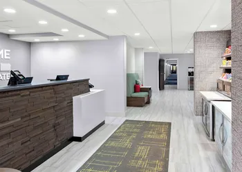 Hampton Inn Washington hotel thumbnail 2