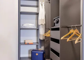 All-Movie Hotel hotel thumbnail 8