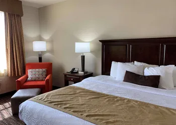 Radisson Hotel River Falls hotel thumbnail 3