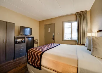Carlton Inn Midway hotel thumbnail 7