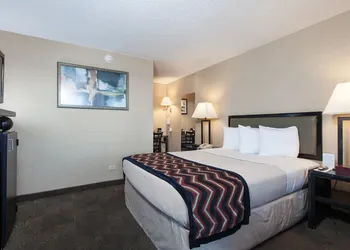 Carlton Inn Midway hotel thumbnail 8