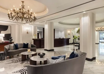 Omni Berkshire Place hotel thumbnail 3