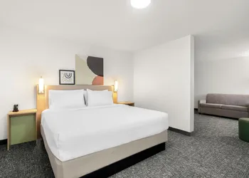 Spark by Hilton Muskogee hotel thumbnail 5