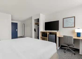 Spark by Hilton Muskogee hotel thumbnail 8