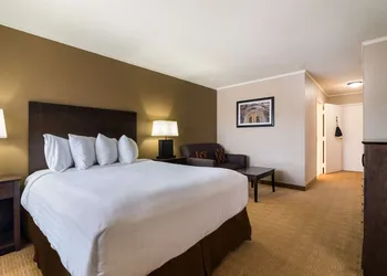 Best Western University Inn hotel thumbnail 6