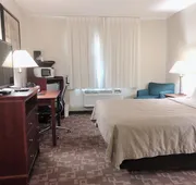Quality Inn I-70 at Wanamaker hotel detail image 7