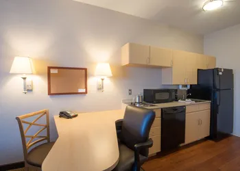 Candlewood Suites Sheridan by IHG hotel thumbnail 4