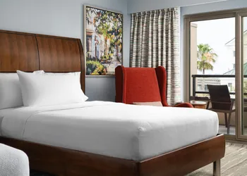 Hilton Garden Inn Charleston Waterfront/Downtown hotel thumbnail 8