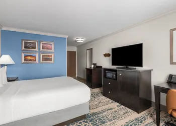 La Quinta Inn & Suites by Wyndham Moab hotel thumbnail 6