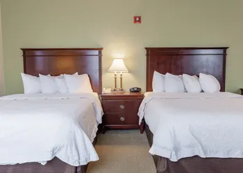 Hampton Inn & Suites Birmingham-Downtown-Tutwiler hotel thumbnail 6