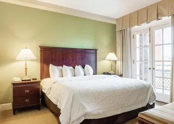 Hampton Inn & Suites Birmingham-Downtown-Tutwiler hotel thumbnail 7