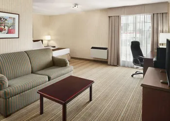 Days Inn by Wyndham Brantford hotel thumbnail 5
