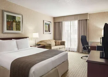 Days Inn by Wyndham Brantford hotel thumbnail 7