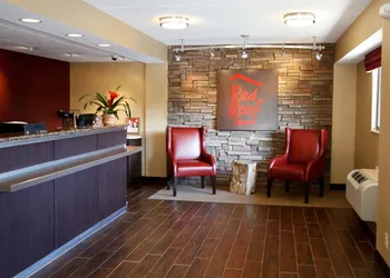 Red Roof Inn Asheville - Biltmore West hotel thumbnail 2