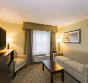 Holiday Inn Express & Suites Merrimack – Nashua by IHG hotel detail image 4