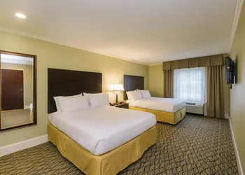 Holiday Inn Express & Suites Merrimack – Nashua by IHG hotel thumbnail 6