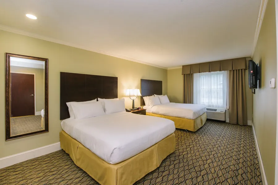 Holiday Inn Express & Suites Merrimack – Nashua by IHG hotel detail image 6