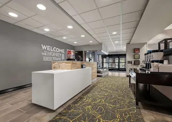 Hampton Inn Birmingham Leeds hotel thumbnail 4