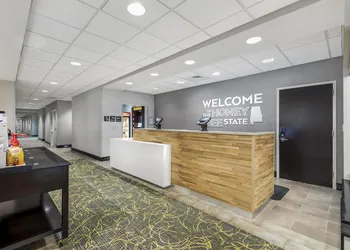 Hampton Inn Birmingham Leeds hotel thumbnail 7
