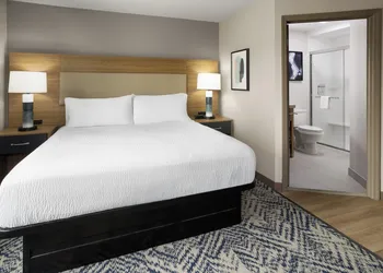 Candlewood Suites Williamsport by IHG hotel thumbnail 2