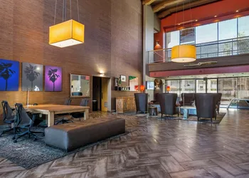 Best Western Plus Scottsdale Thunderbird Suites hotel thumbnail 4