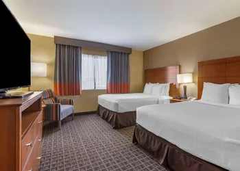 Best Western Plus Scottsdale Thunderbird Suites hotel thumbnail 6
