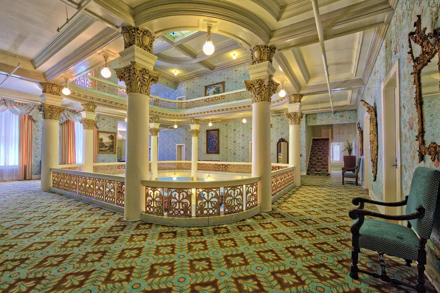 Menger Hotel hotel detail image 2