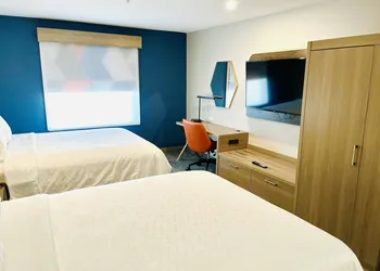 Holiday Inn Express & Suites Frazier Park by IHG hotel thumbnail 5