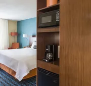 Fairfield Inn & Suites Holland hotel detail image 4