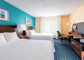Fairfield Inn & Suites Holland hotel thumbnail 6
