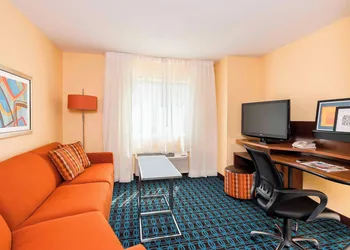 Fairfield Inn & Suites Holland hotel thumbnail 8