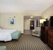 Hampton Inn & Suites Adairsville-Calhoun Area hotel detail image 7