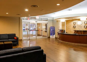 Comfort Suites At Virginia Center Commons hotel thumbnail 2