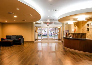 Comfort Suites At Virginia Center Commons hotel thumbnail 3