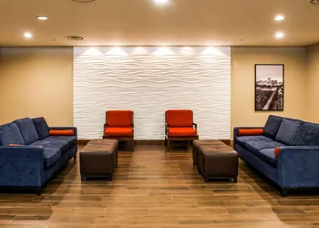 Comfort Suites At Virginia Center Commons hotel thumbnail 7