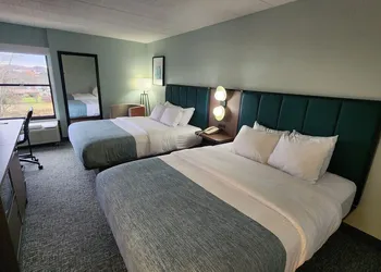Wingate by Wyndham Cranberry hotel thumbnail 6