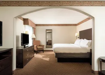 Holiday Inn Express Hotel & Suites Wilson - Hayes Place by IHG hotel thumbnail 7