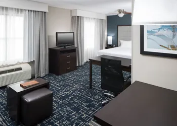 Homewood Suites by Hilton Cedar Rapids-North hotel thumbnail 4