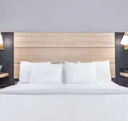 La Quinta Inn & Suites by Wyndham Woodway - Waco South hotel detail image 4